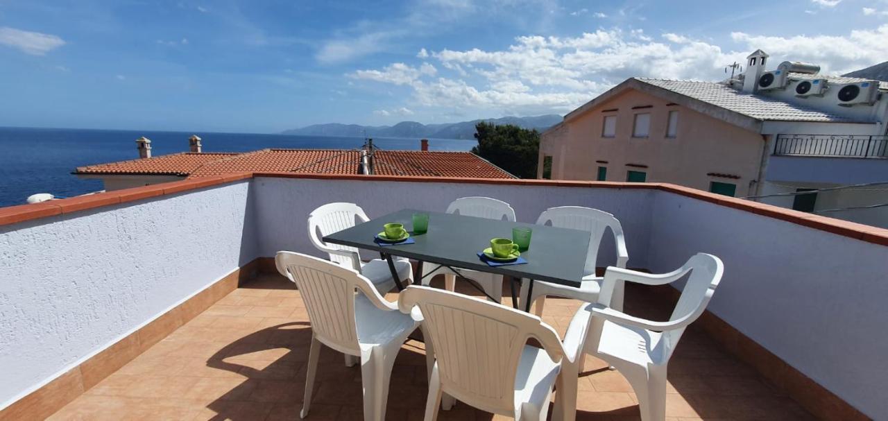 Appartamento Terrazza Vista Mare Cala Gonone Eksteriør billede