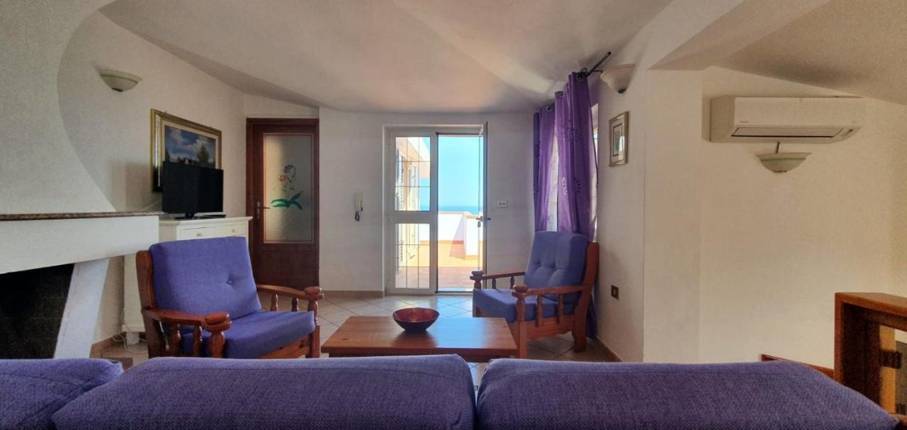 Appartamento Terrazza Vista Mare Cala Gonone Eksteriør billede